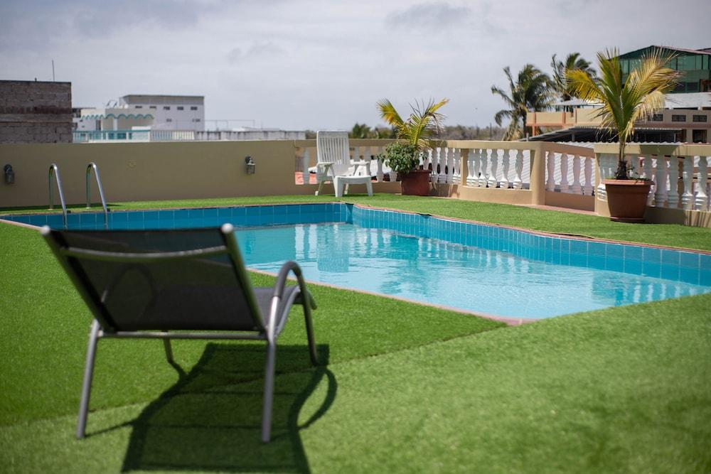 Hotel Red Booby Puerto Ayora  Zewnętrze zdjęcie